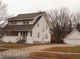 300 E Main St, Hayfield, MN 55940