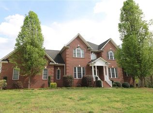 102 Churchill Dr, Salisbury, NC 28144