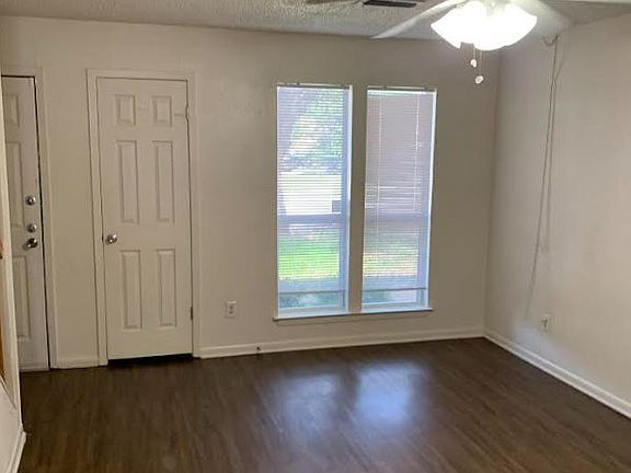 4th image of 2393 Jennifer Dr #2393