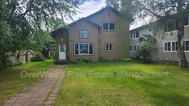 1st image of 1028 E 8th Ave