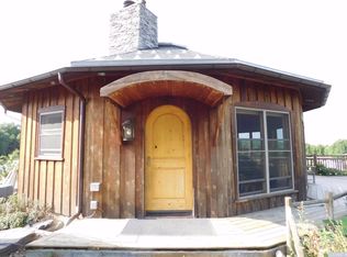 880 Snydertown Rd STOP 20, Craryville, NY 12521