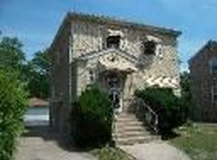 2243 S 19th Ave, Broadview, IL 60155