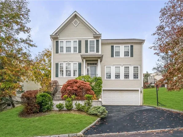 8 Bellefair Road, Rye Brook, NY 10573