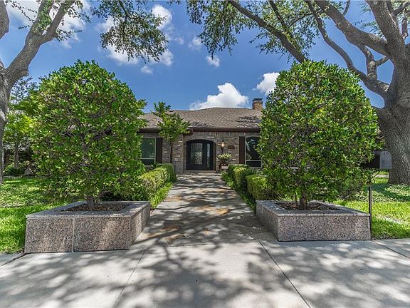 4th image of 7135 Canongate Dr