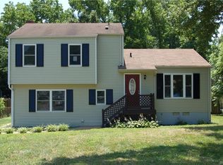 3203 Mill Race Rd, North Chesterfield, VA 23234