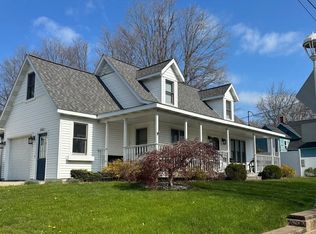 2241 1st Ave, Holland, MI 49424