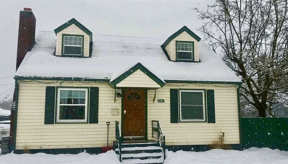 1st image of 2409 W Lacrosse Ave