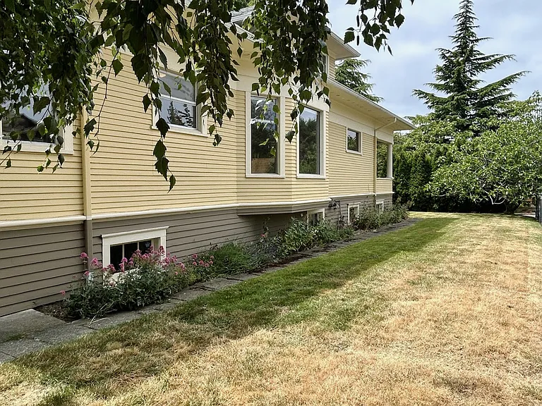 5602 46th Ave SW — Photo 30