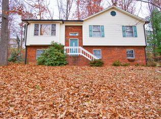 1220 Sherwood Dr APT 309, Christiansburg, VA 24073