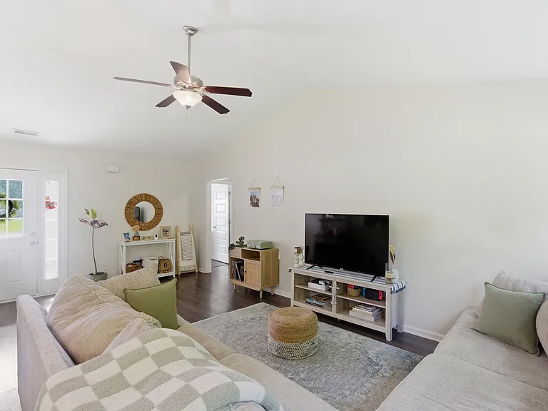 211 N Windy Ridge Rd — Photo 10