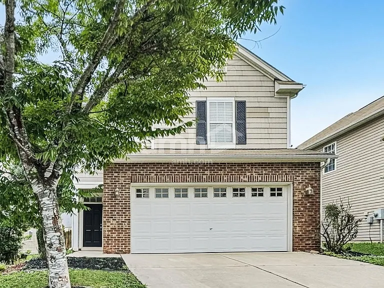 148 Bellfare Dr — Photo 1