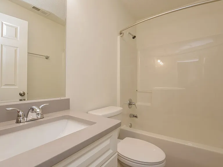 4020 River Falls Dr — Photo 16