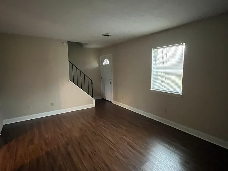 3900 Esther Ln #22 — Photo 8
