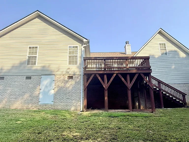 42 Mayflower Ct — Photo 24