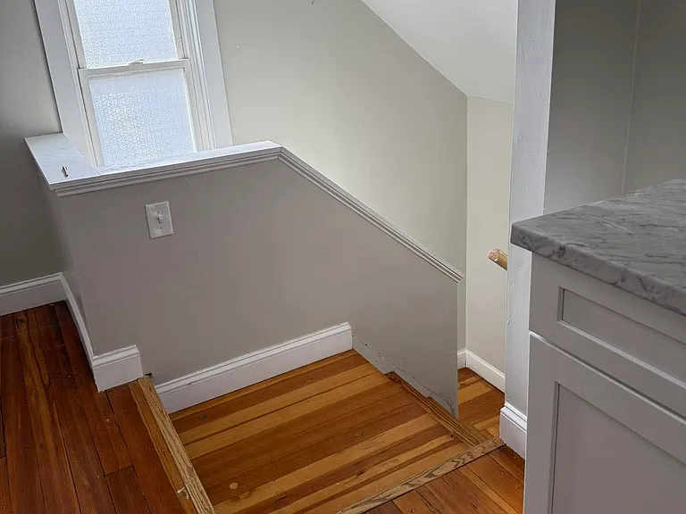 22 Clark St — Photo 8
