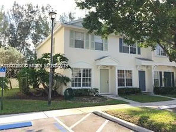 4980 SW 31st Ter, Fort Lauderdale, FL 33312