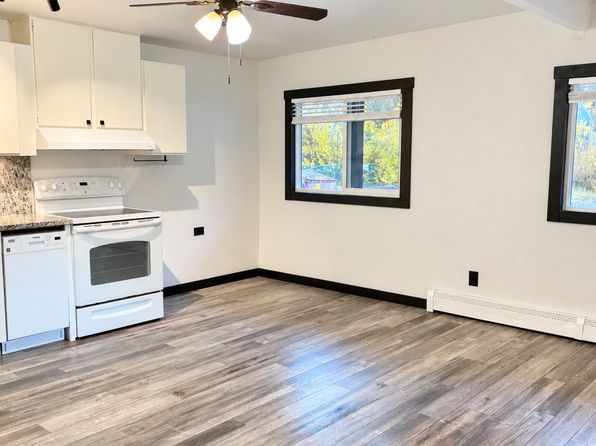 510 Main St APT 3