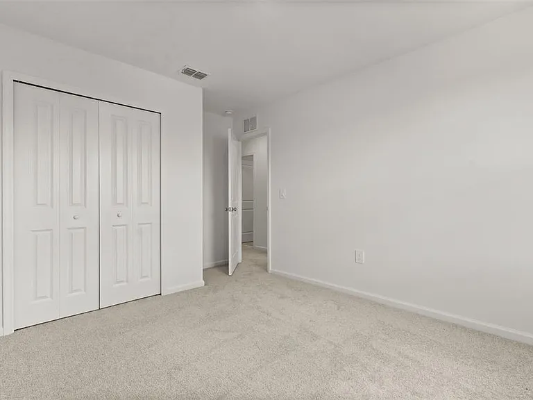 3362 Alexander Dr — Photo 25