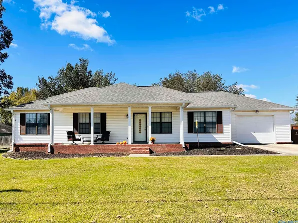 1201 Pineview Cir SW, Hartselle, AL 35640