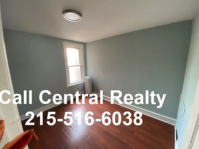 4772 Vista St — Photo 10