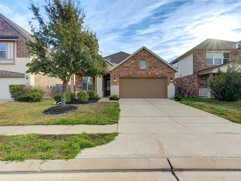 5314 Silver Ledge Dr — Photo 2