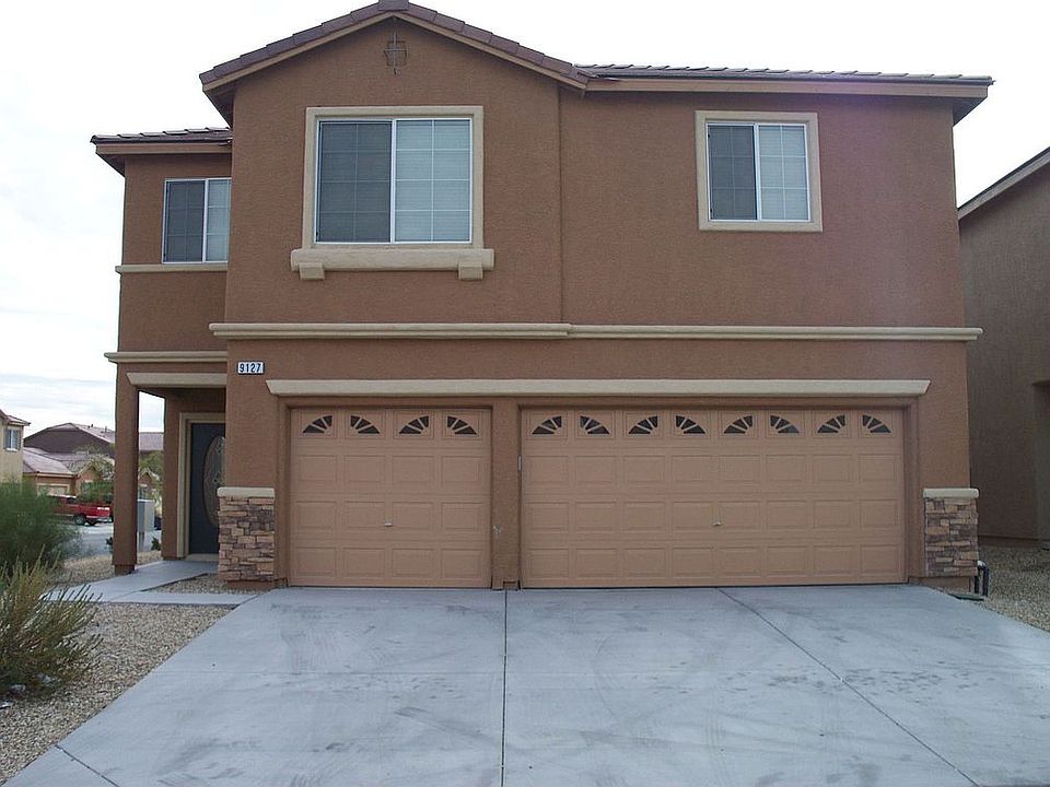4 Bedroom 3 Baths