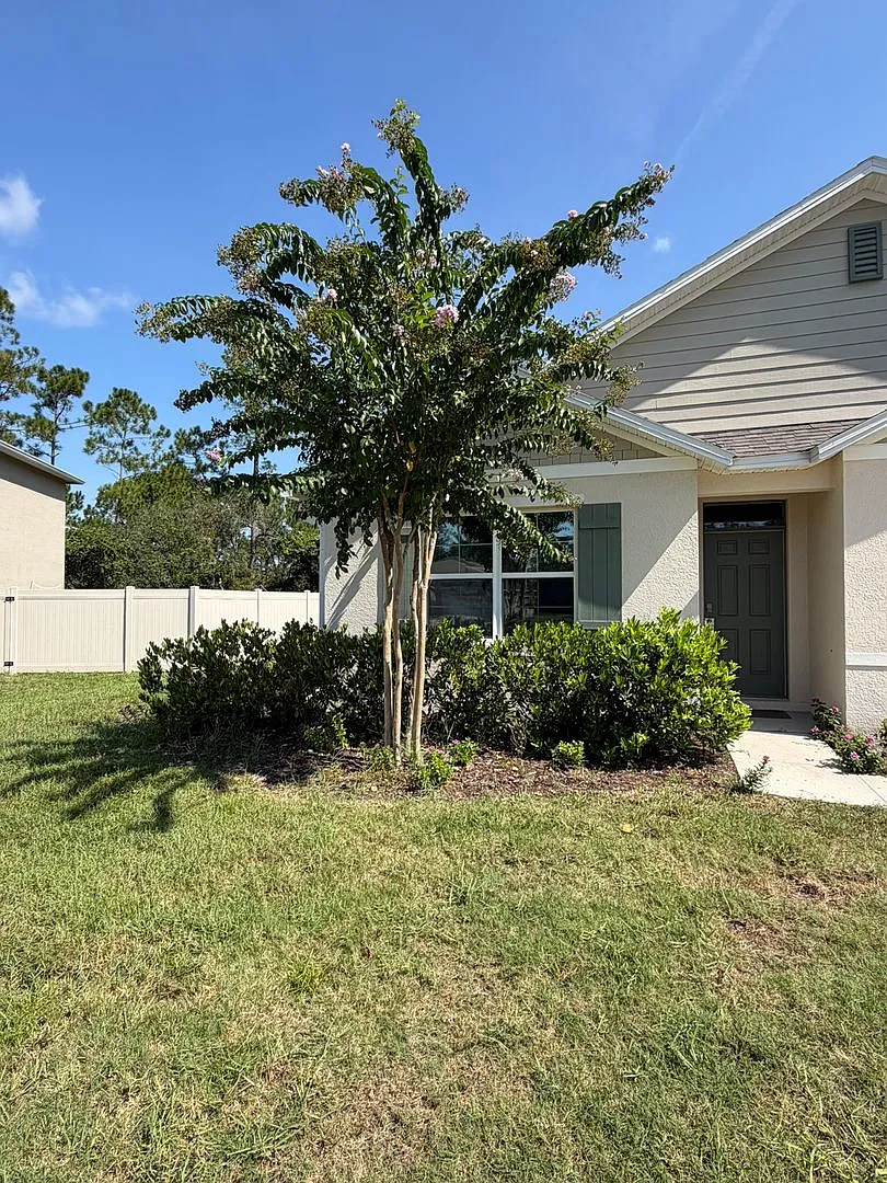 4/2 Home in Deltona for Rent! — Photo 2