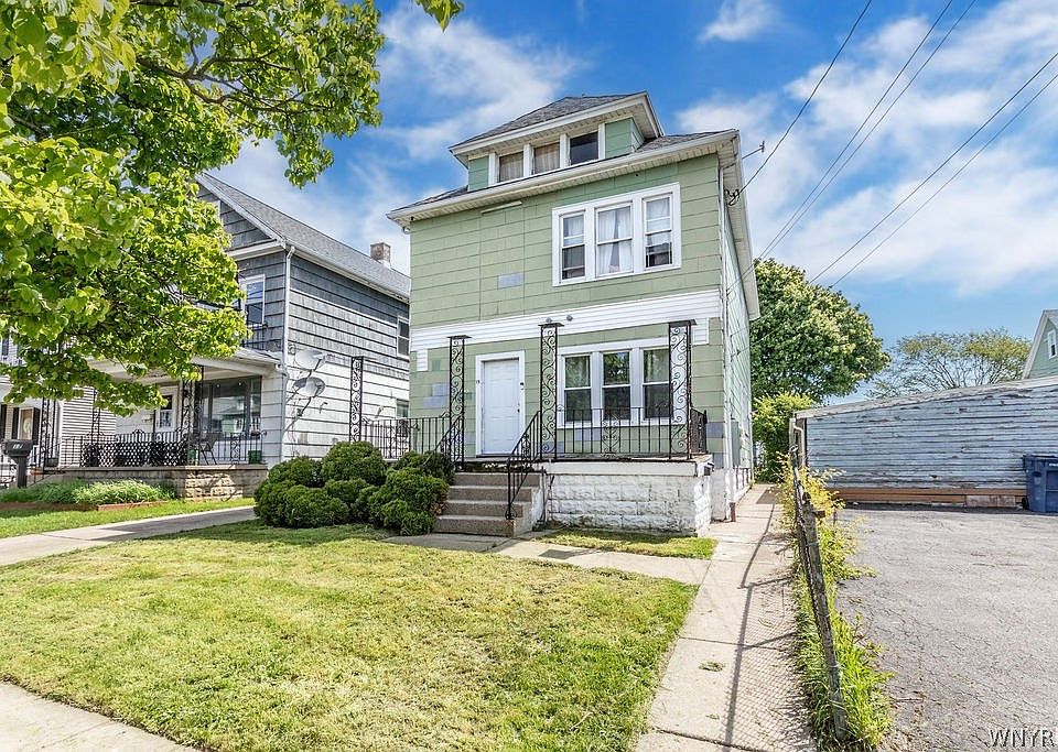 1st image of 15 Sunset St