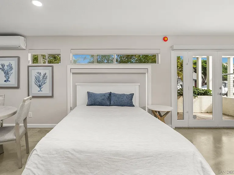 438 La Mesa Ave — Photo 32
