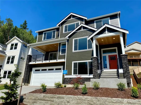 1774 NE Crystallia Court, Poulsbo, WA 98370