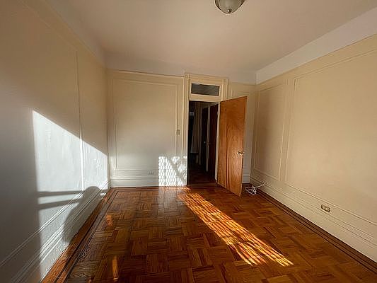2nd image of 203 E 94th St APT 4B