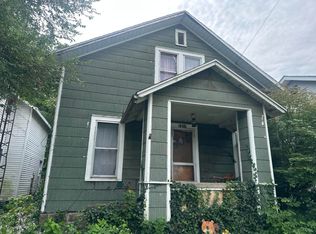 418 W Main St, Niles, MI 49120