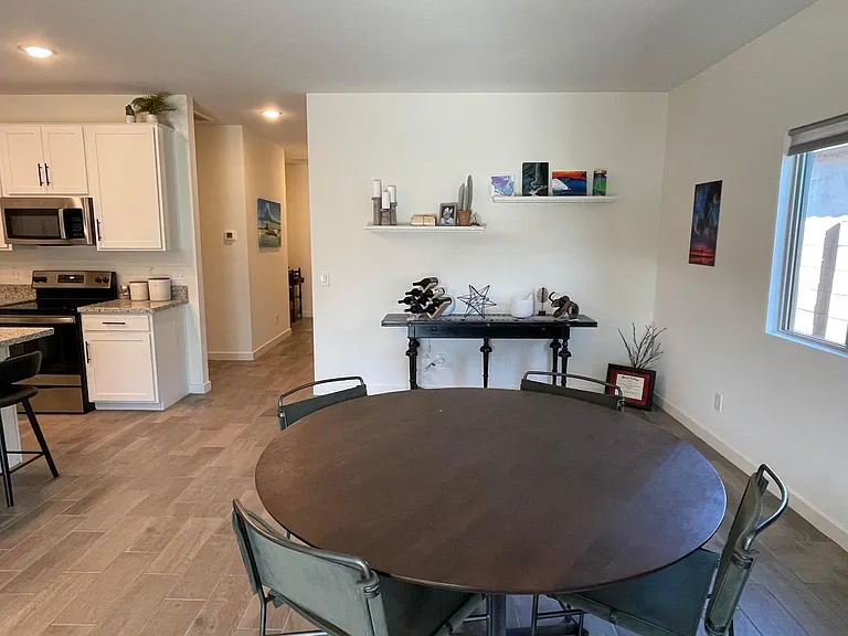 19460 N 27th Pl — Photo 16