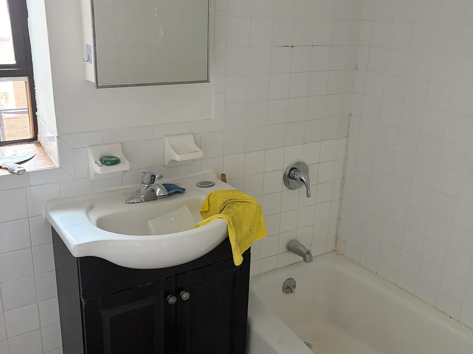 Studio, 750 sqft, $1,710 — Photo 1