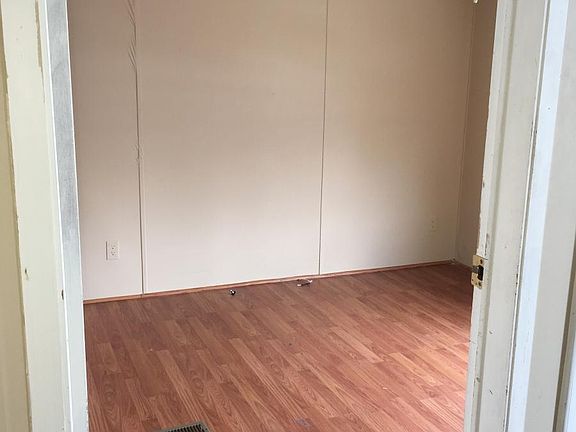2nd image of 141 Pecan Way Path #141