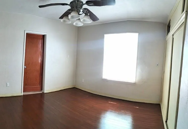 709 Valley Ave — Photo 3