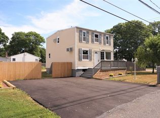 145 Schmidt Ave, Holbrook, NY 11741