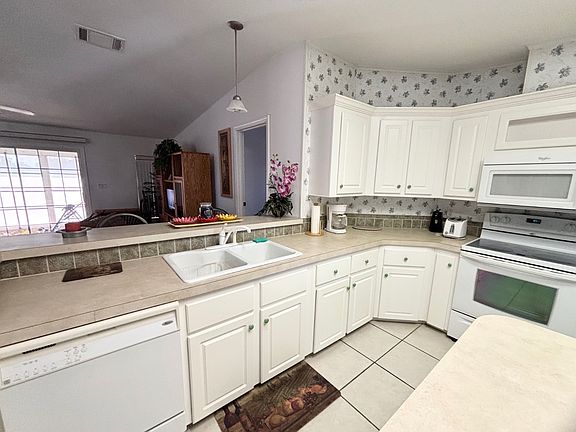 3rd image of 2692 NE Highway 70 Lot 500
