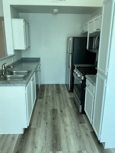 2 bed, 2.5 bath, 1000 sqft, $1,794 — Photo 1