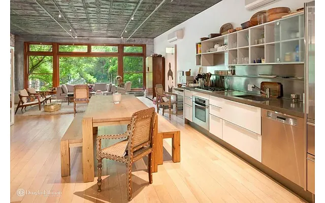 Rented by Douglas Elliman | media 15