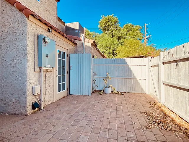 4503 E Rhonda Dr — Photo 22
