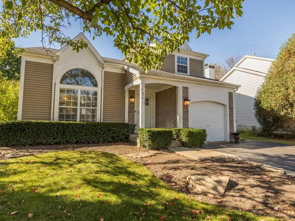 650 Sandwedge Pl, Gurnee, IL 60031