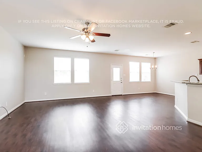 18702 Walden Glen Cir — Photo 3