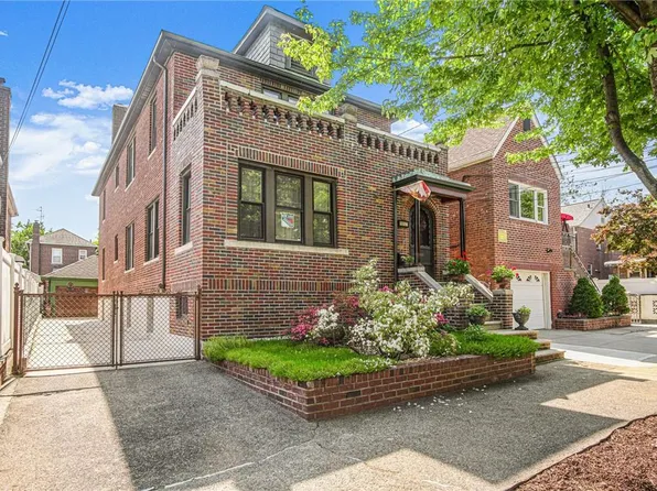 1857 Hering Avenue, Bronx, NY 10461