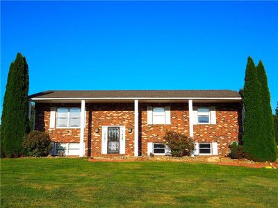 Chestnut St, Mount Pleasant, PA, 15666