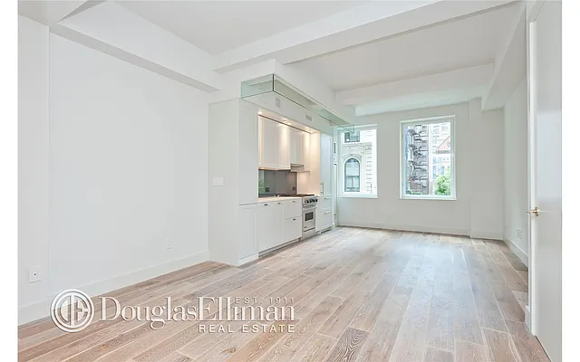 Rented by Douglas Elliman | media 7