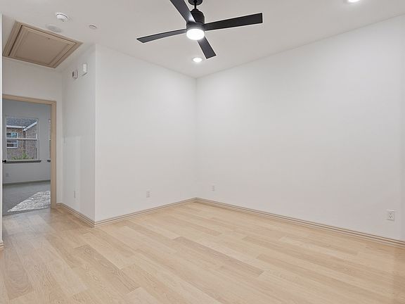 3rd image of 5244 Springlake Pkwy