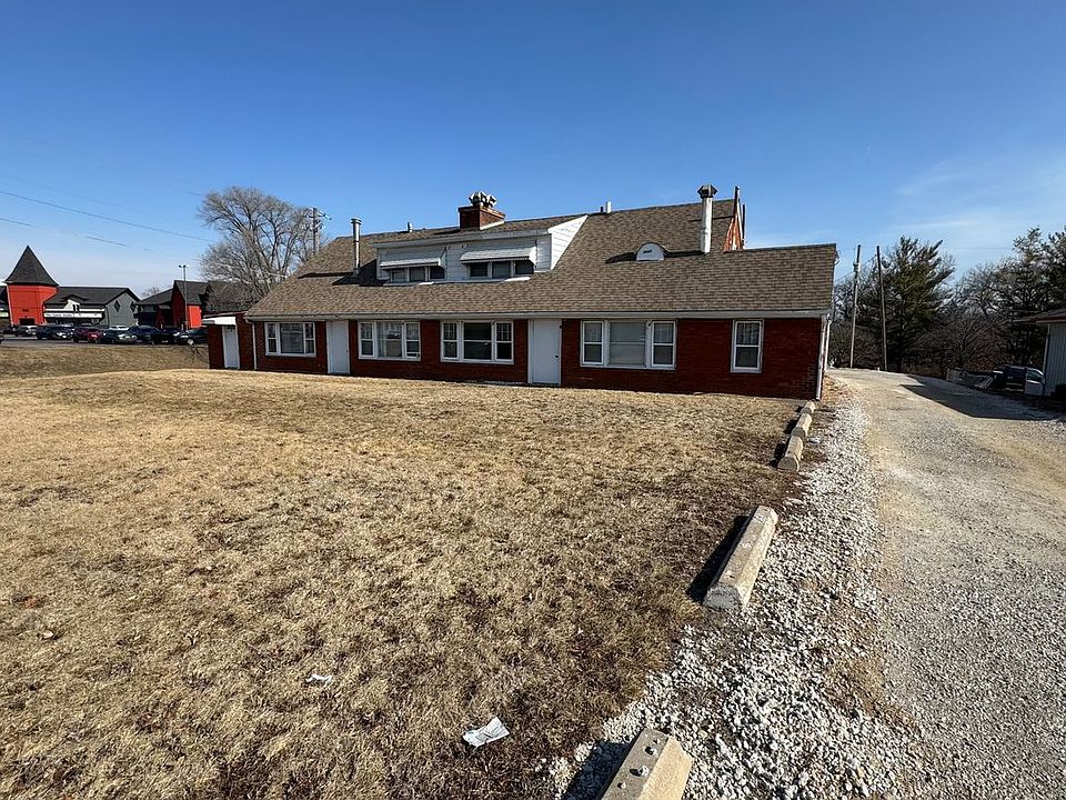 1st image of 4647 Brady St #2