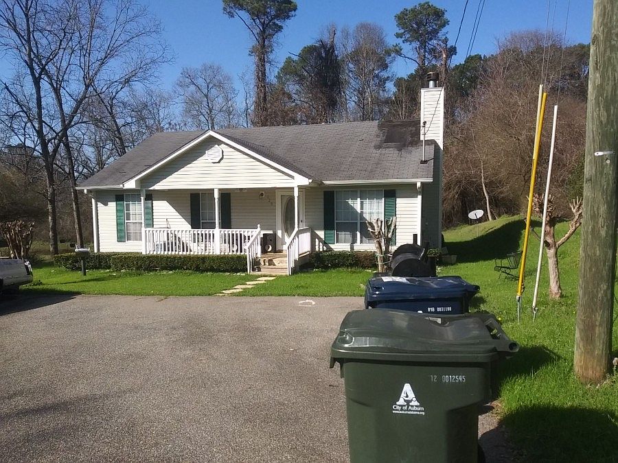 2nd image of 325 Vickerstaff St