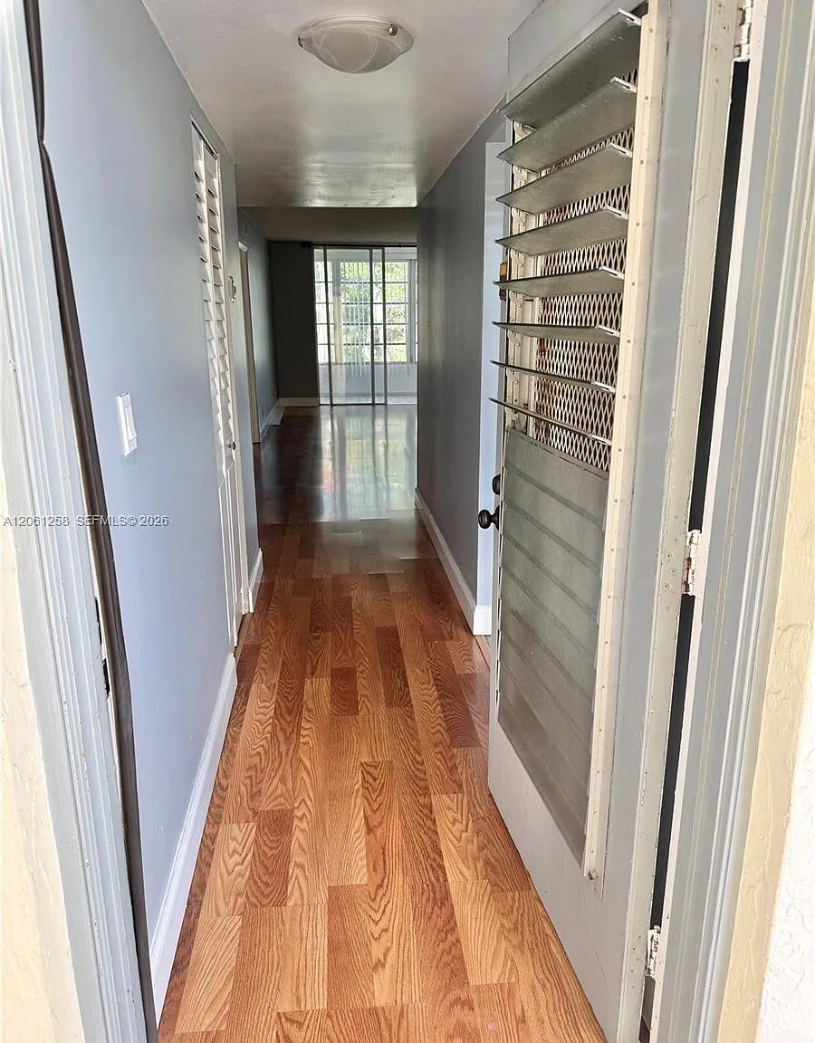 Cypress Chase Condo No 6 — Photo 2